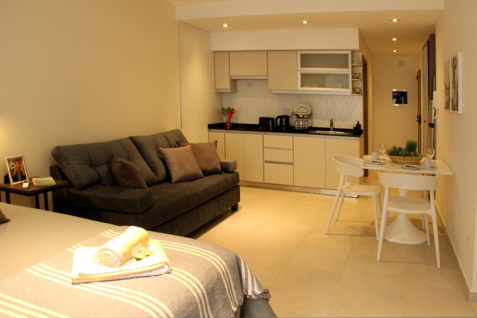 Apartahotel In House Ba - College